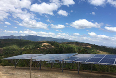  48,9 MWp Pilha C projeto de montagem solar no solo na Malásia 2020 